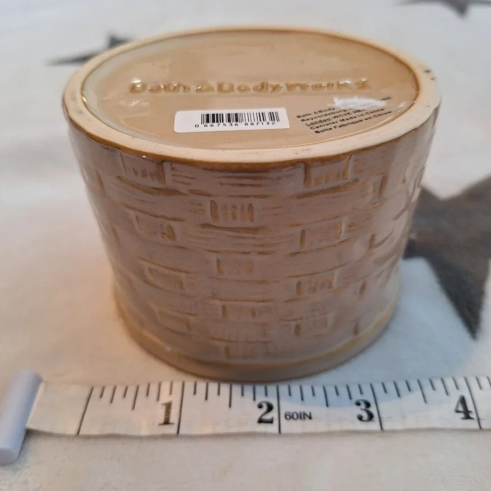 Bath & Body Works Retired‎ Apple Wicker Basket Ceramic Toiletry Bathroom Holder